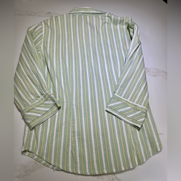🥳💐CHICO Button up blouse, green/white, Size 0 - Picture 5 of 5